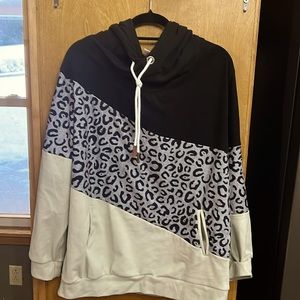 Women’s XL hoodie